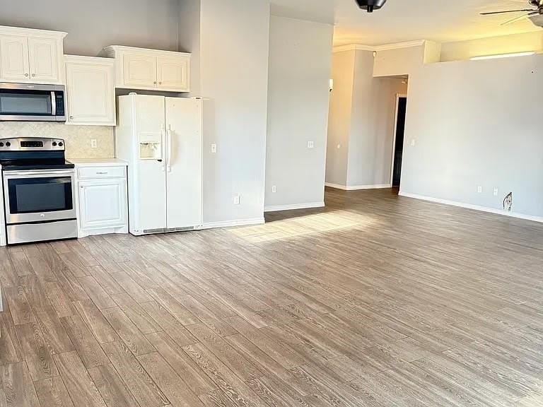 11000 SW 8th Street – photo 2