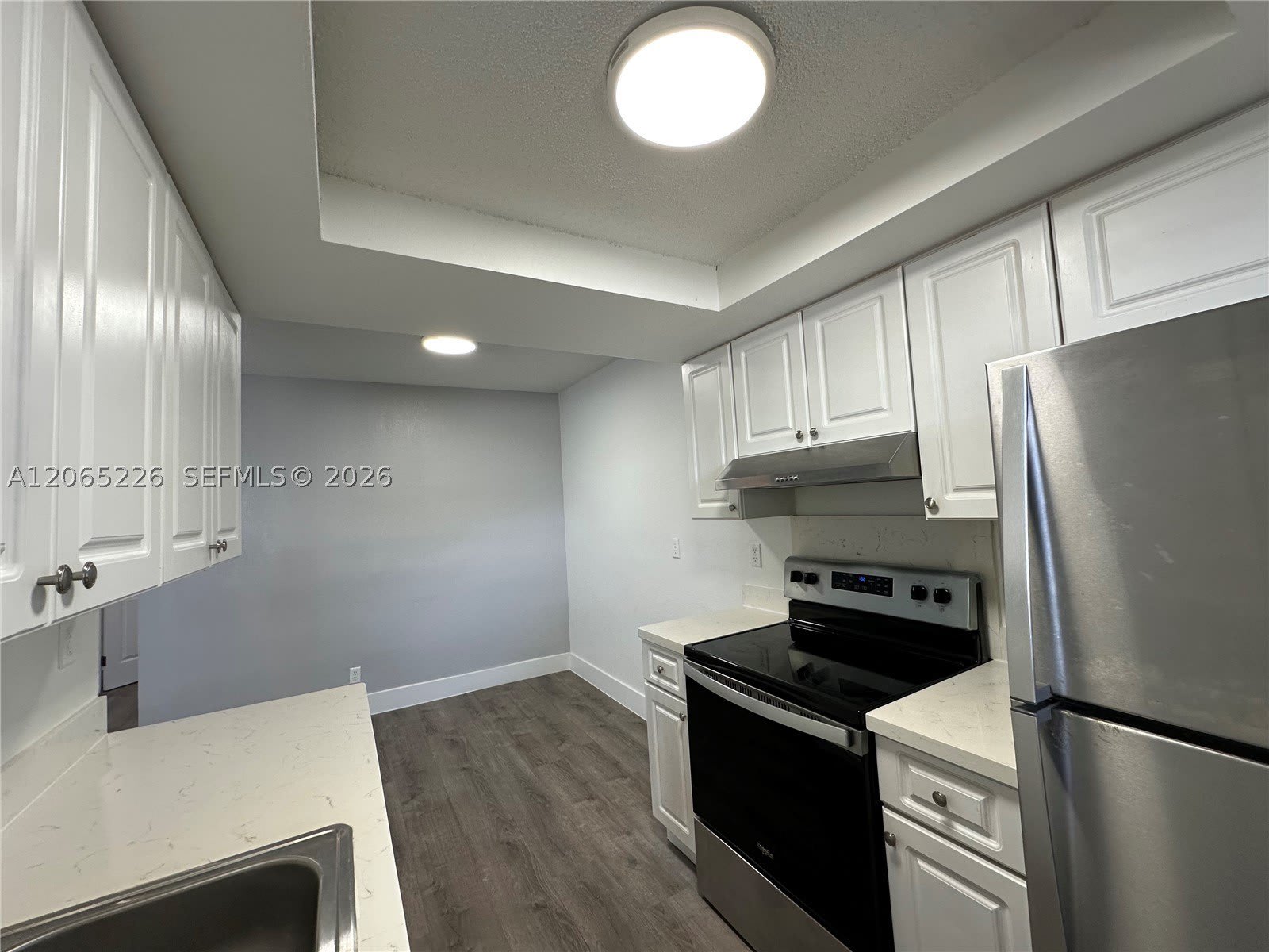 3660 NE 11th Ave – photo 5