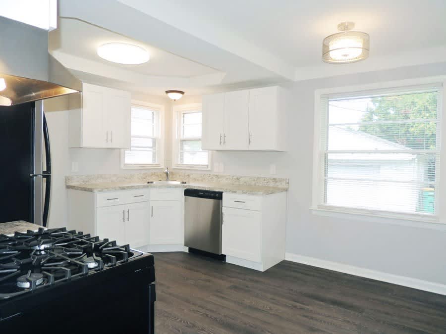 3 Bed 1 Bath Cape Code For Rent In Maple Heights – photo 4