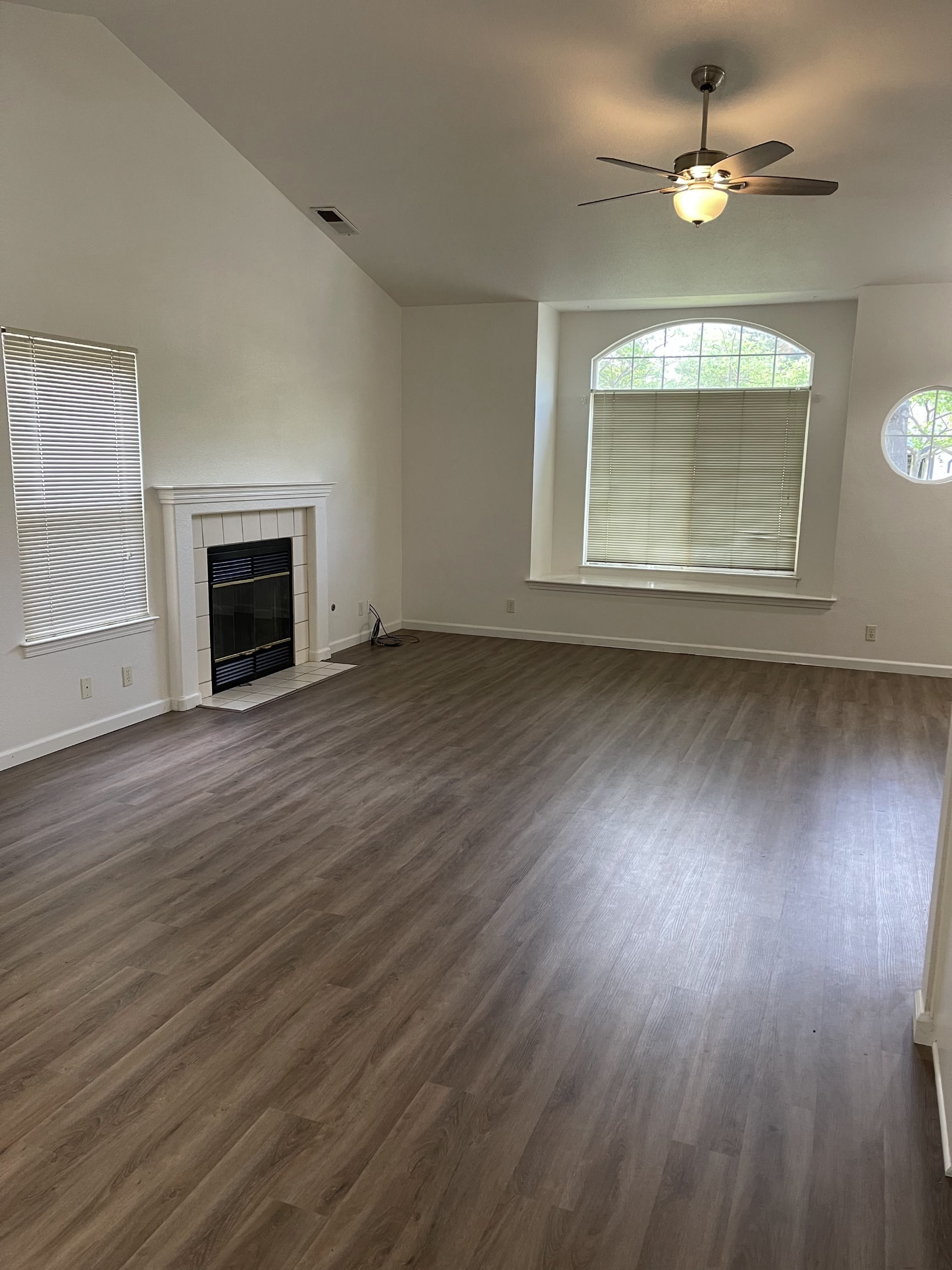 819 Black Walnut Way – photo 2