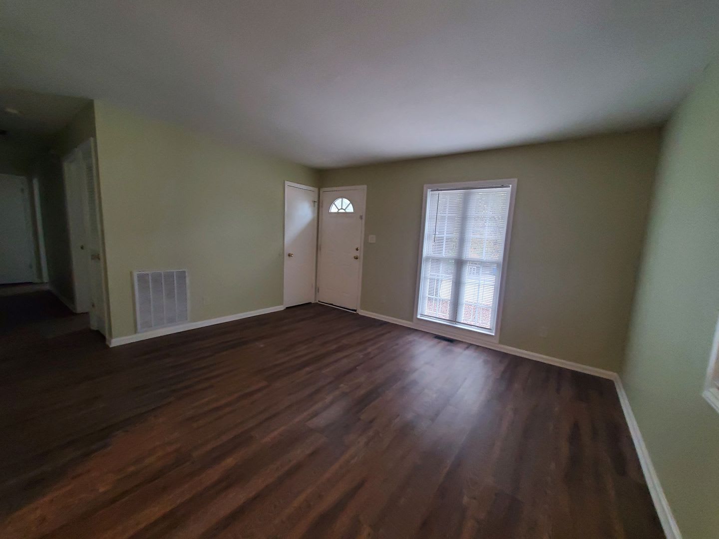 202 Bertram Place ~ Loch Lomond – photo 2