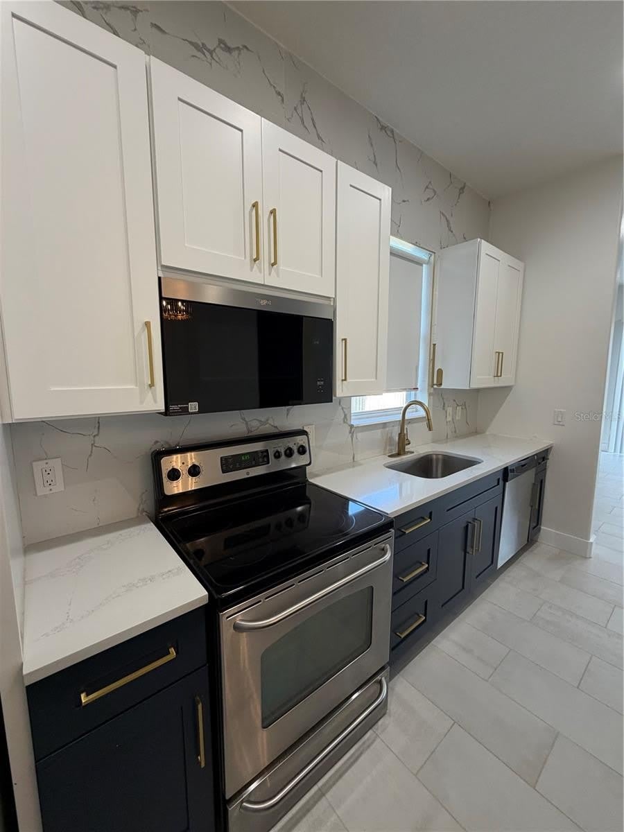 3007 E CENTRAL Boulevard – photo 5