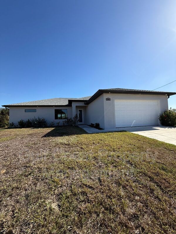 2609 NE 5th PL – photo 1