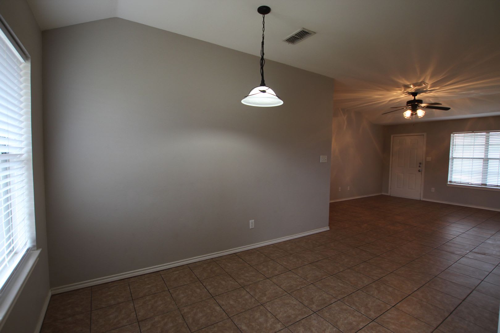Coming Soon! 2 Bedroom Duplex in Lindale! – photo 5