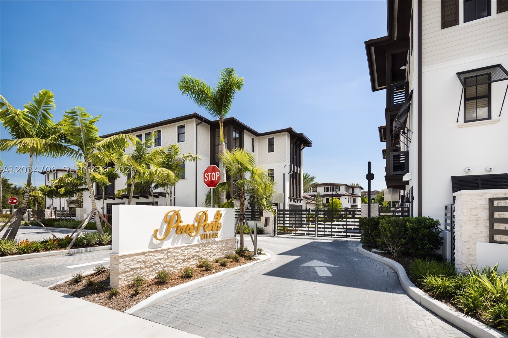 7504 Sw 100Th St – photo 4