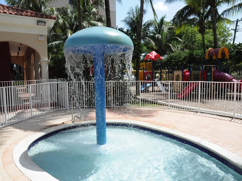 Royal Palms – photo 5