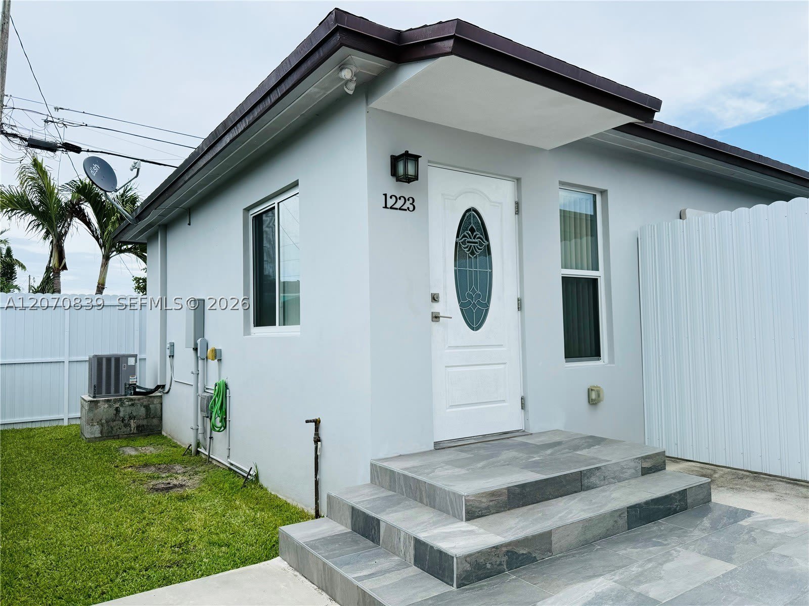 1221 SW 76th Ct – photo 2