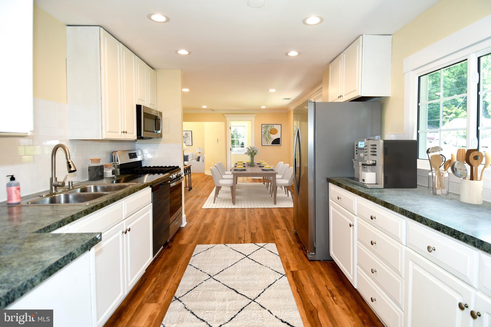 5523 HALWIS Street – photo 5