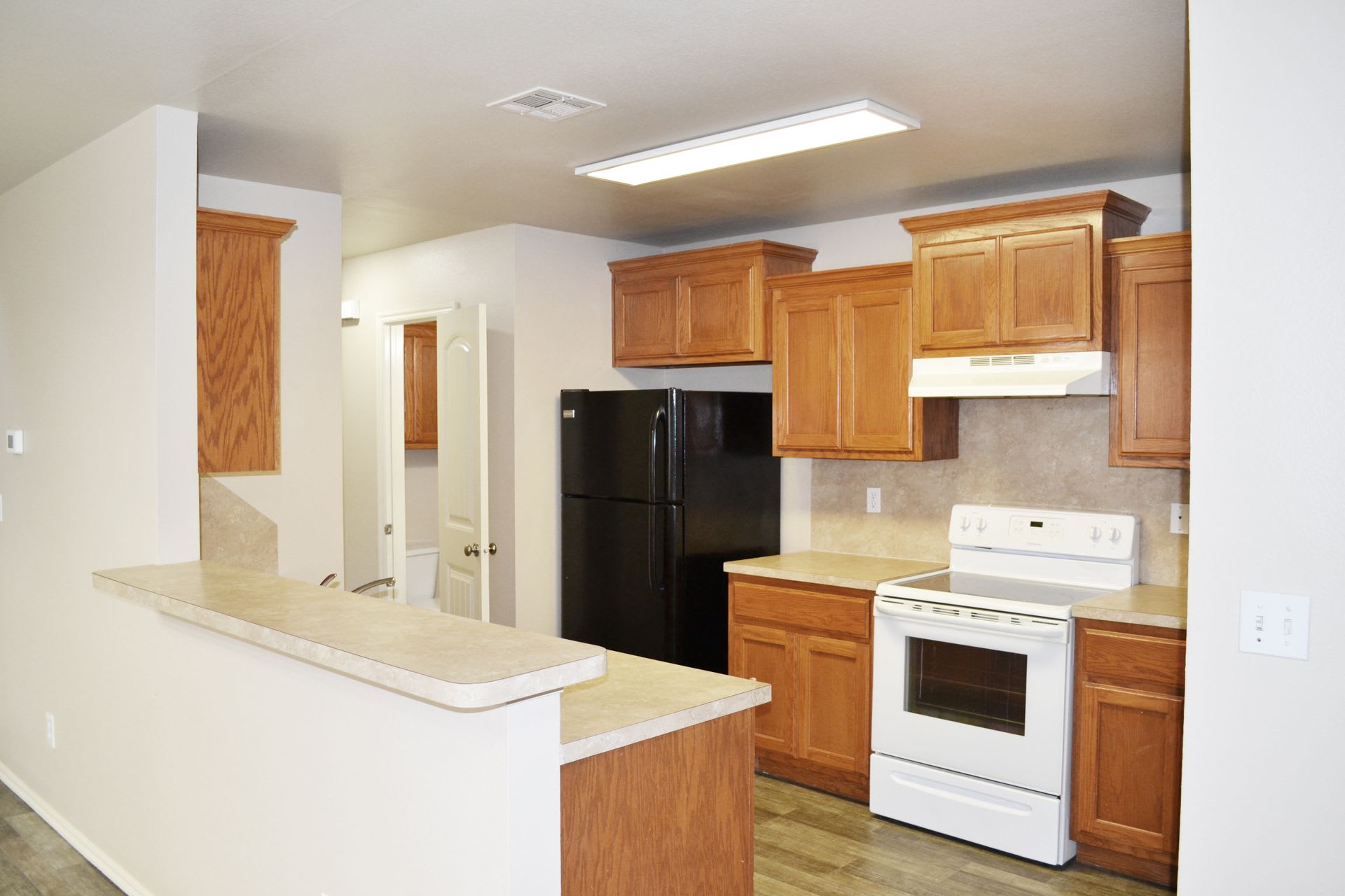 Sydney Court Townhomes – photo 4