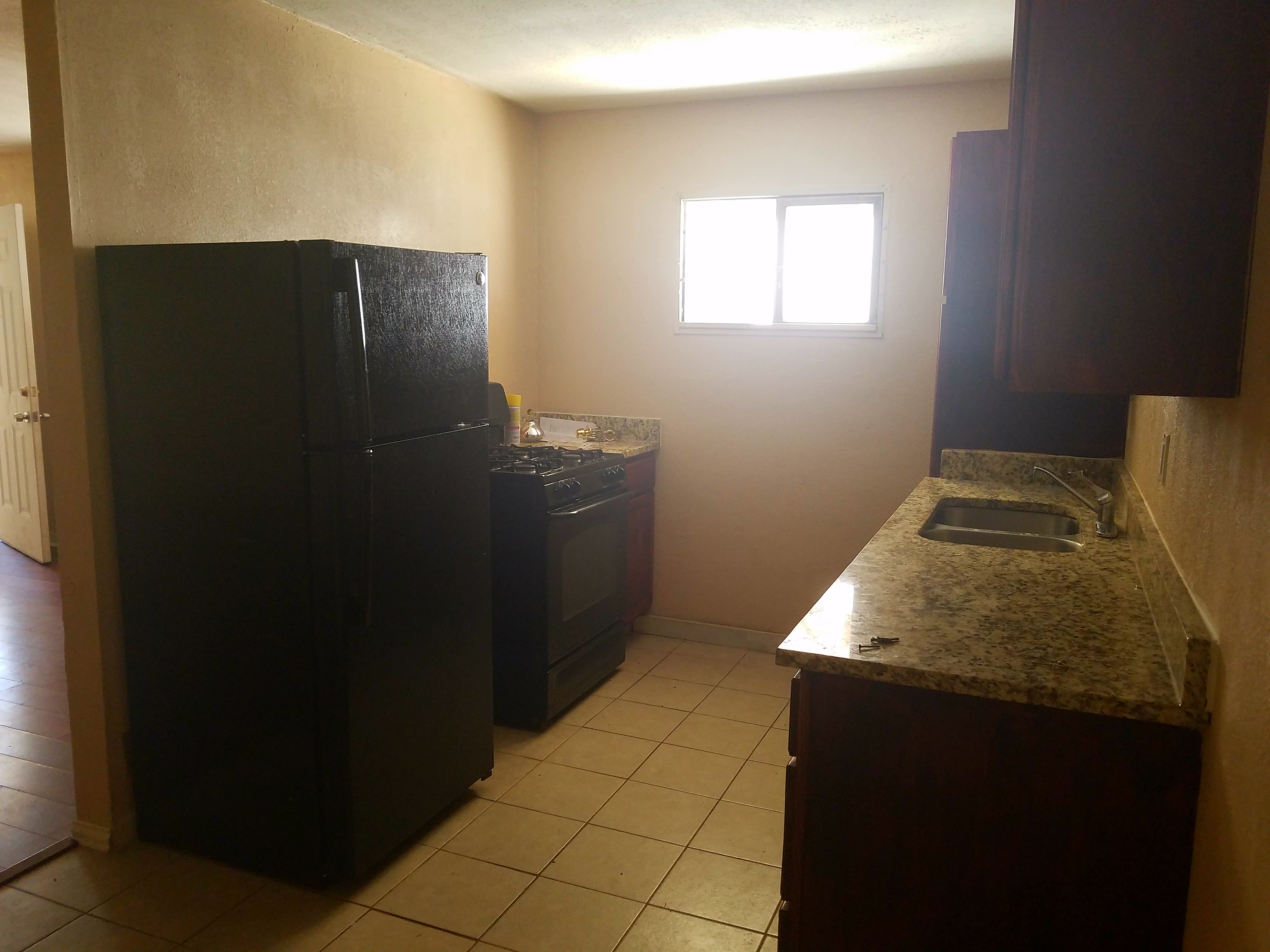 269 North San Joaquin Avenue – photo 4
