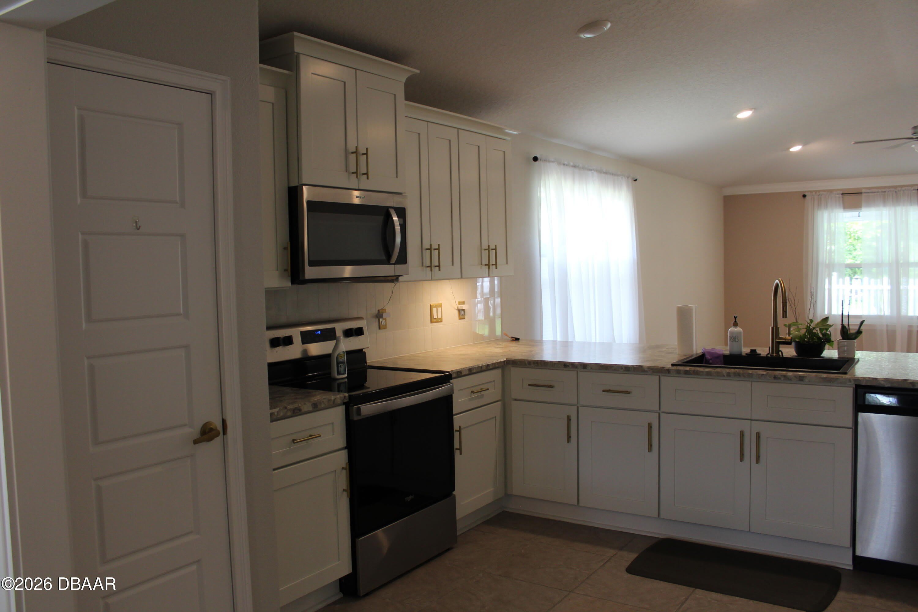 25 Rivertown Road – photo 5