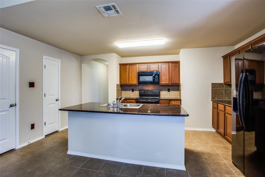 1121 Rainer Drive – photo 5