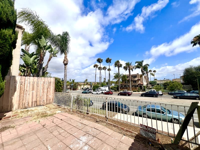 2160 Grand Avenue – photo 1