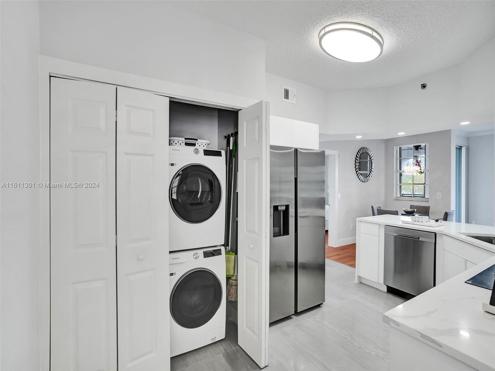 3245 Northeast 184th Street – photo 4