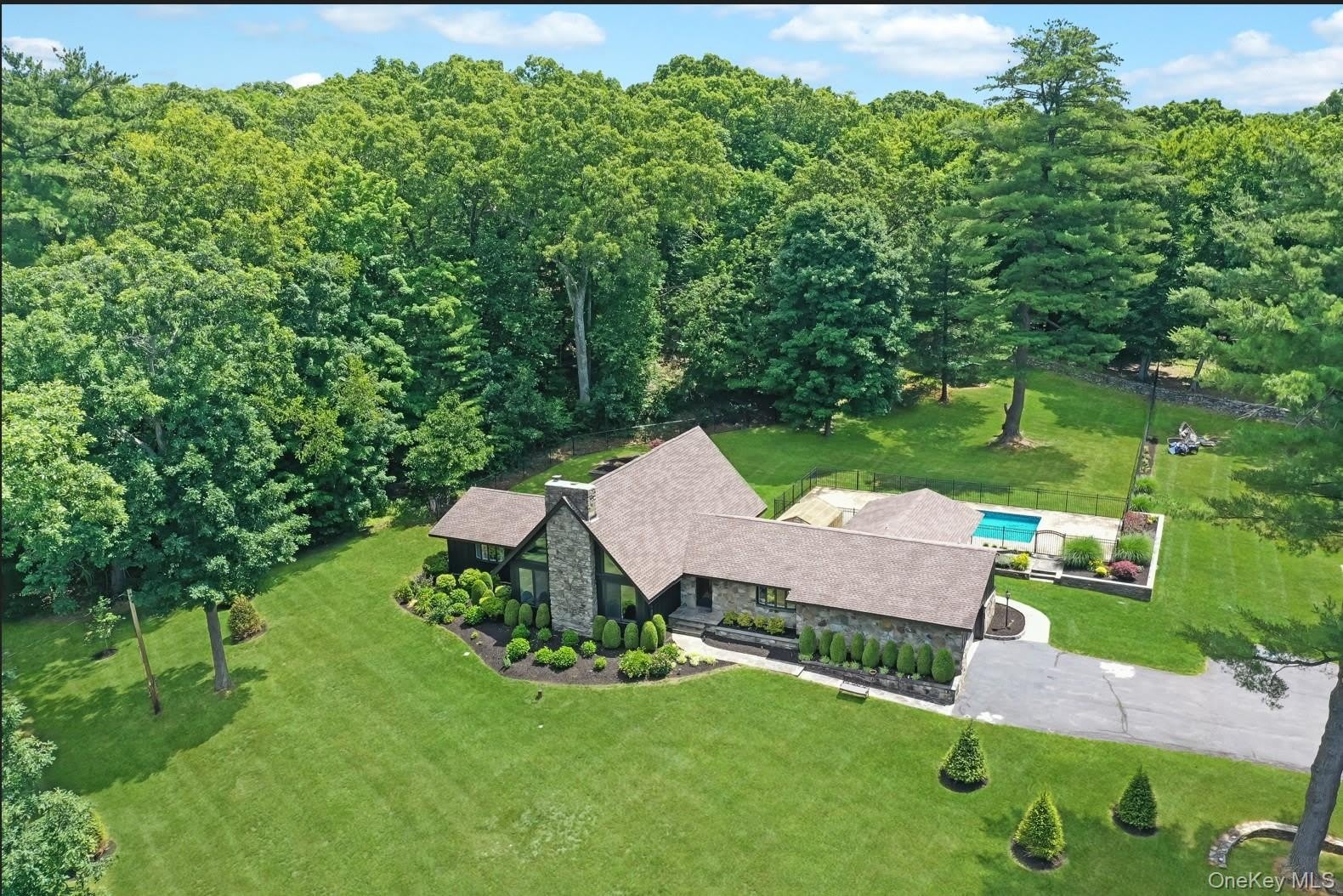 475 N Riverside Road – photo 5