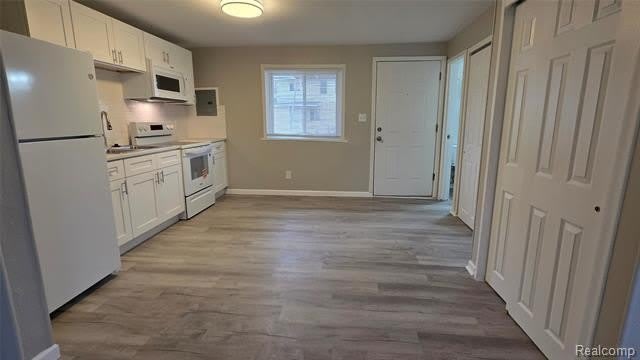 33507 Berville Court – photo 4