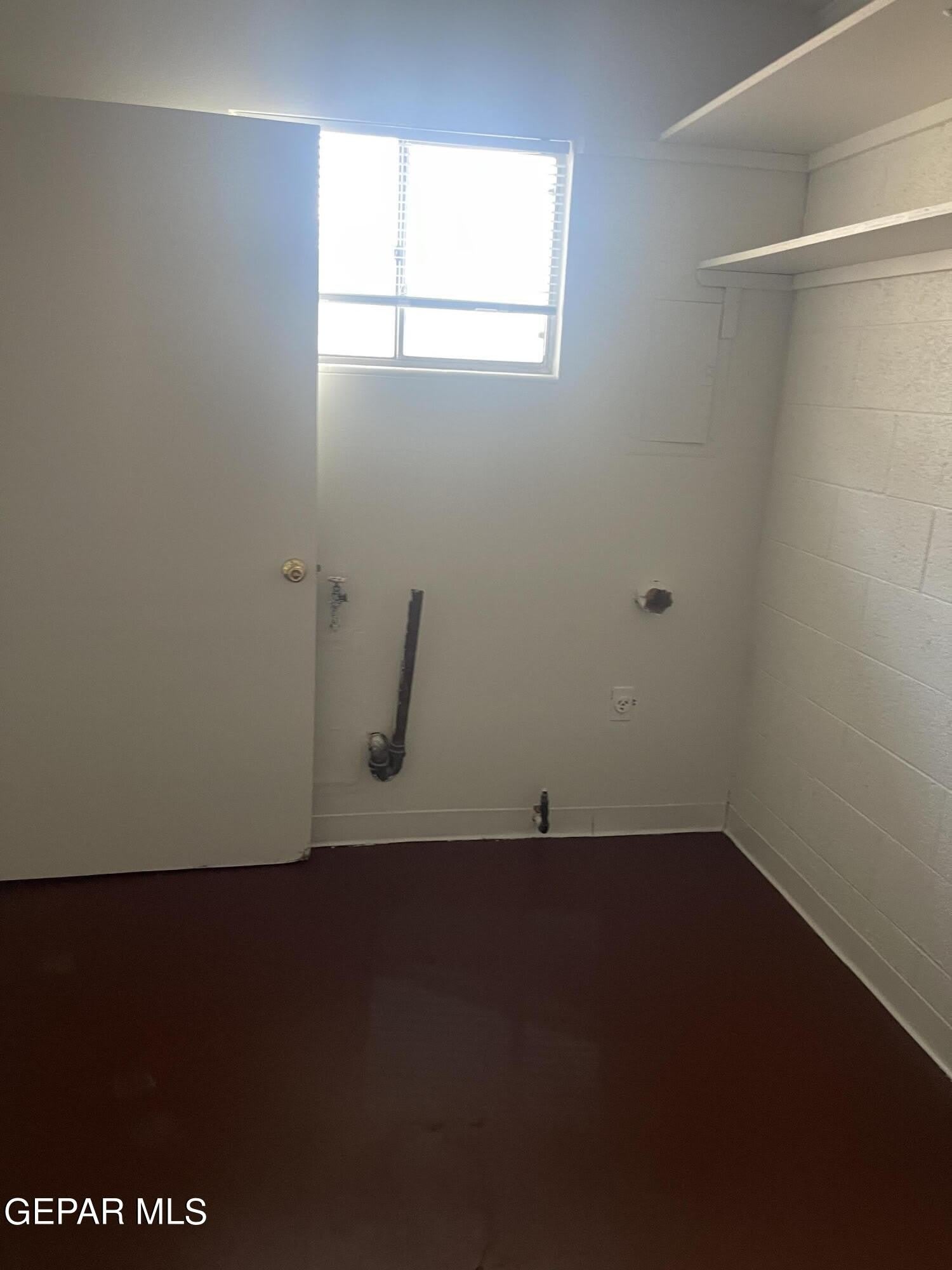 620 E Crosby Avenue – photo 5