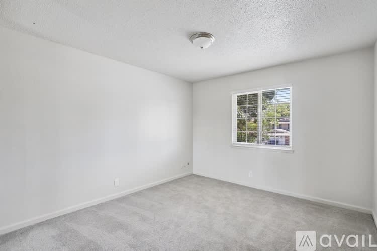 9101 La Riviera Dr – photo 4