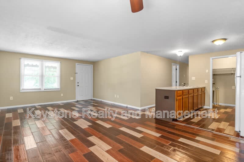 944 Linda Drive – photo 5