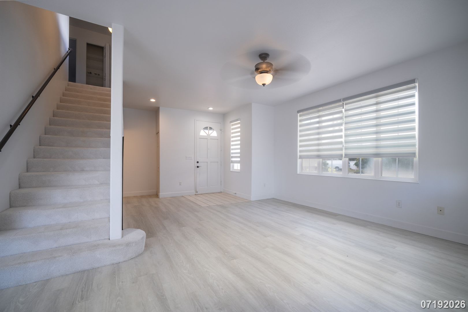 Move In Ready 3 Bedroom In Kapolei Iwalani Fenced Yard 2 Car Garage In Unit Laundry – photo 4