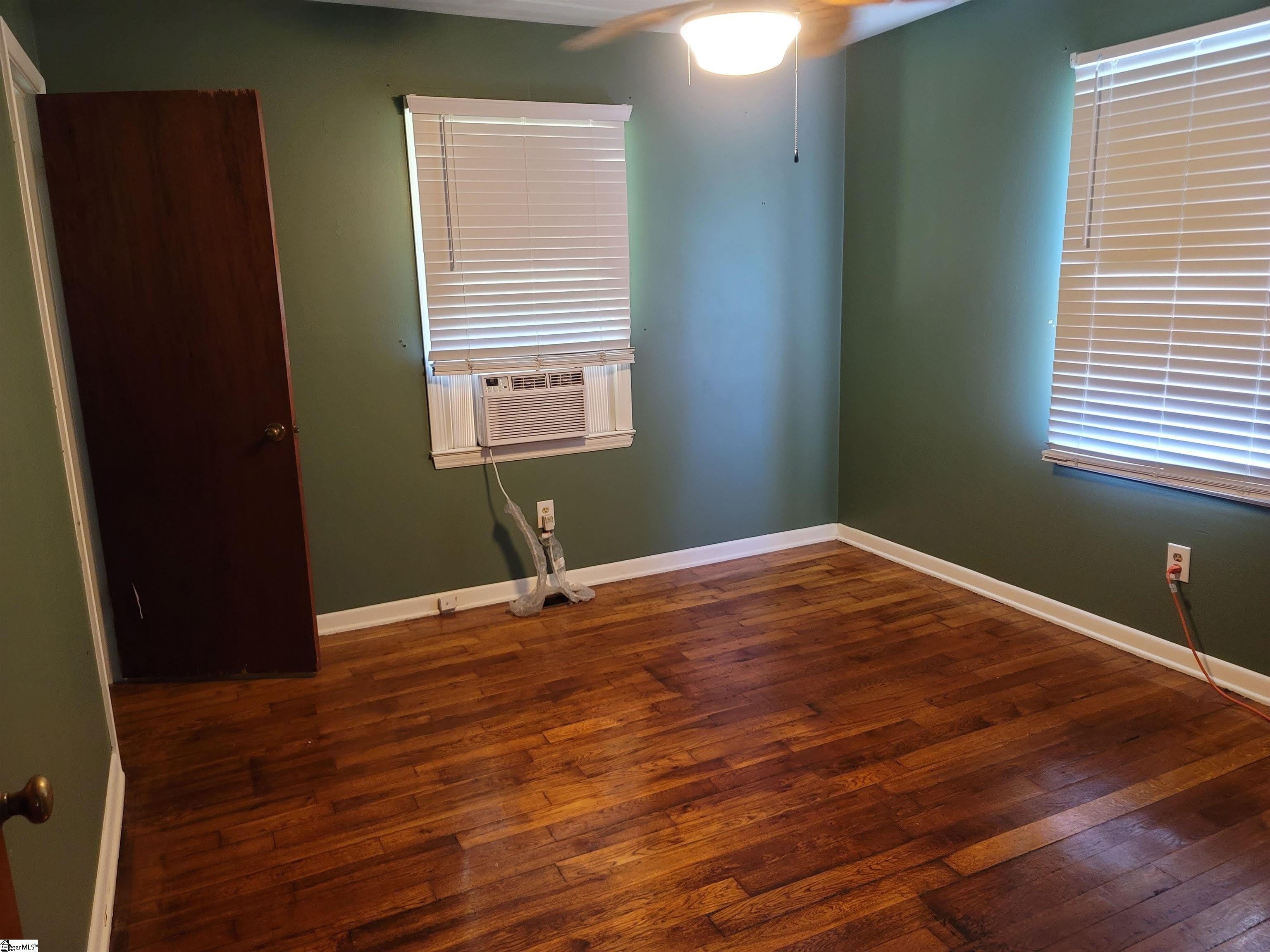 413 Barclay Avenue – photo 4