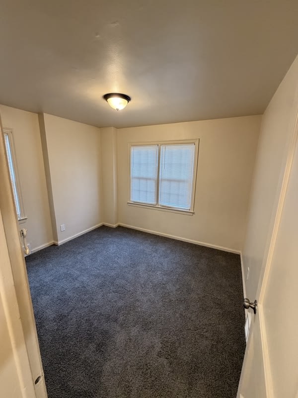 9384 Rutherford Street – photo 3