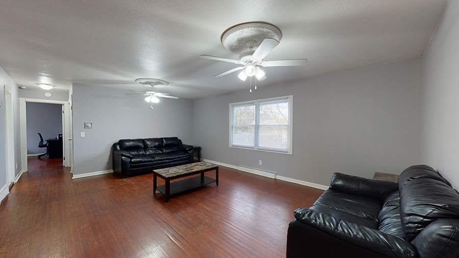 1022 E Colvin St – photo 4