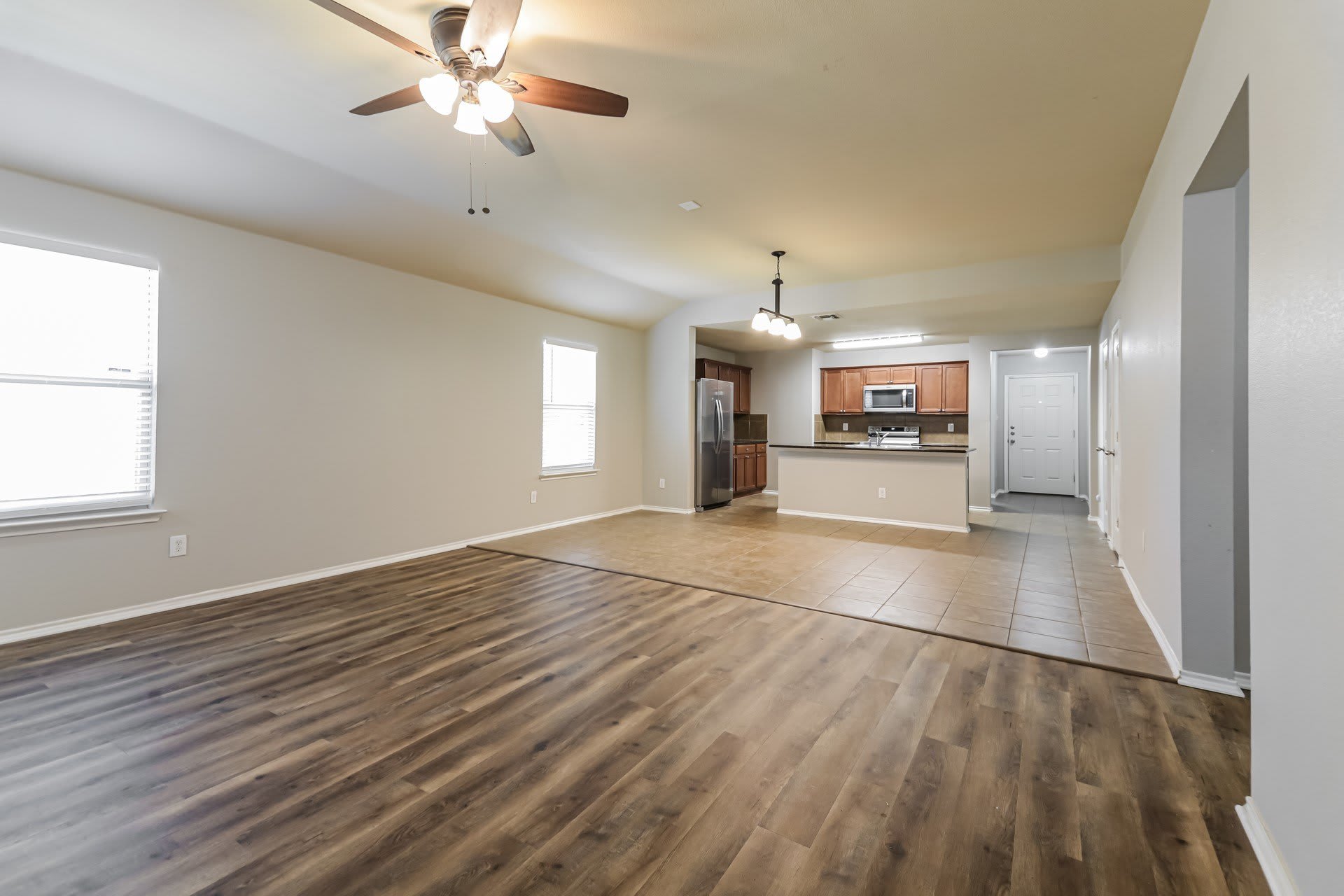 1413 Waco Turner – photo 2