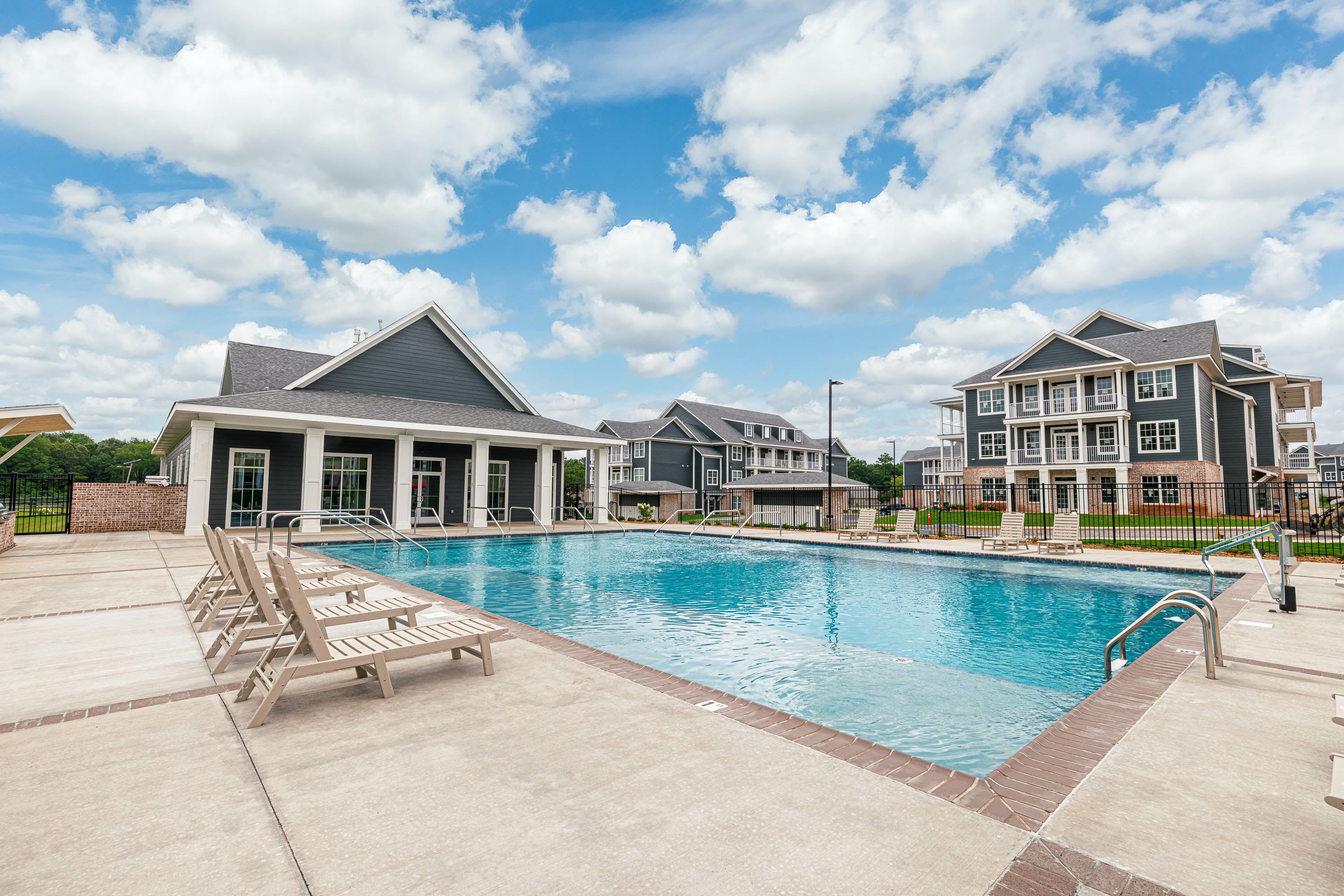 Shadow Creek West New Apartments – photo 3