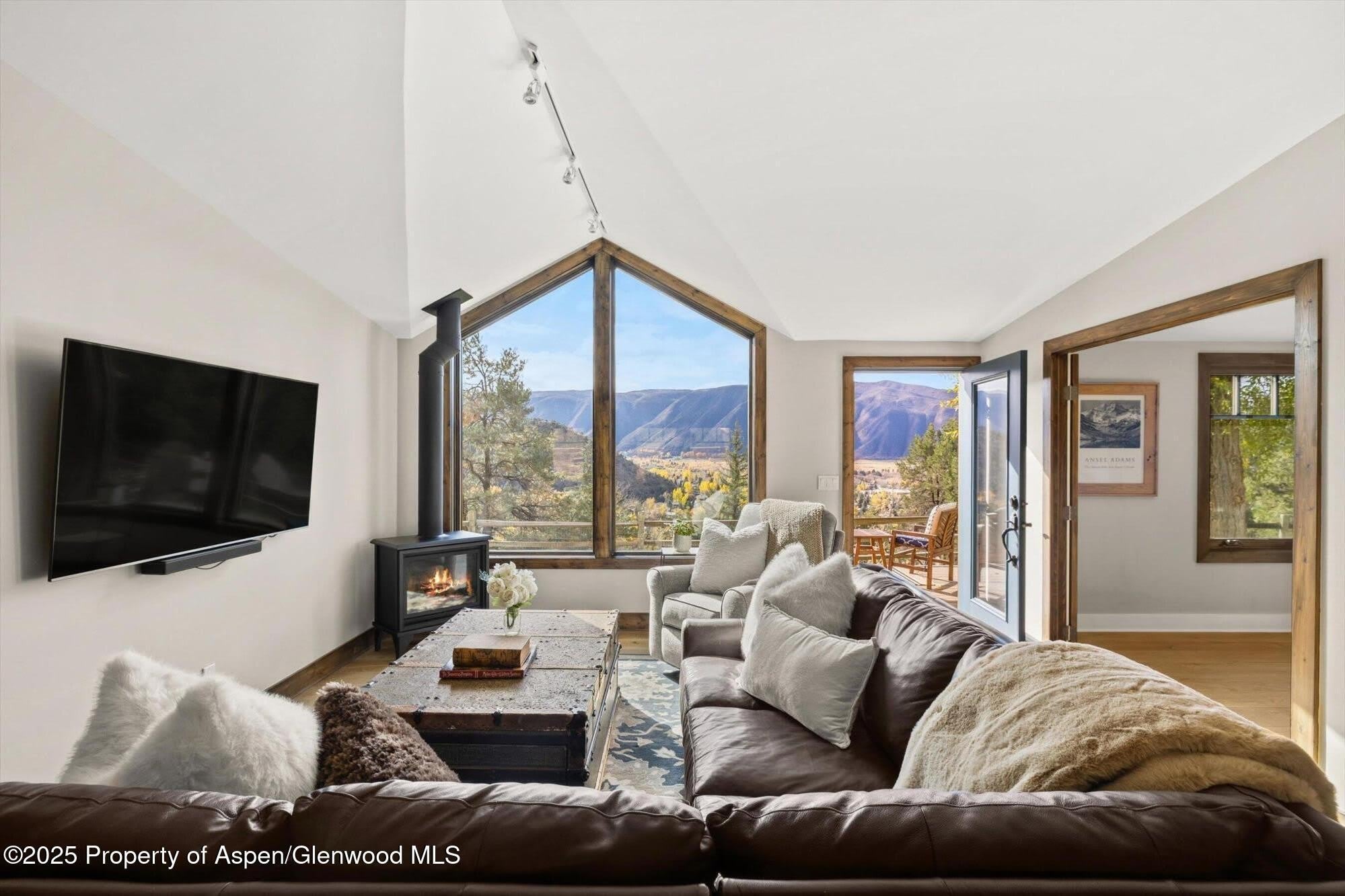 641 Pinon Drive – photo 3