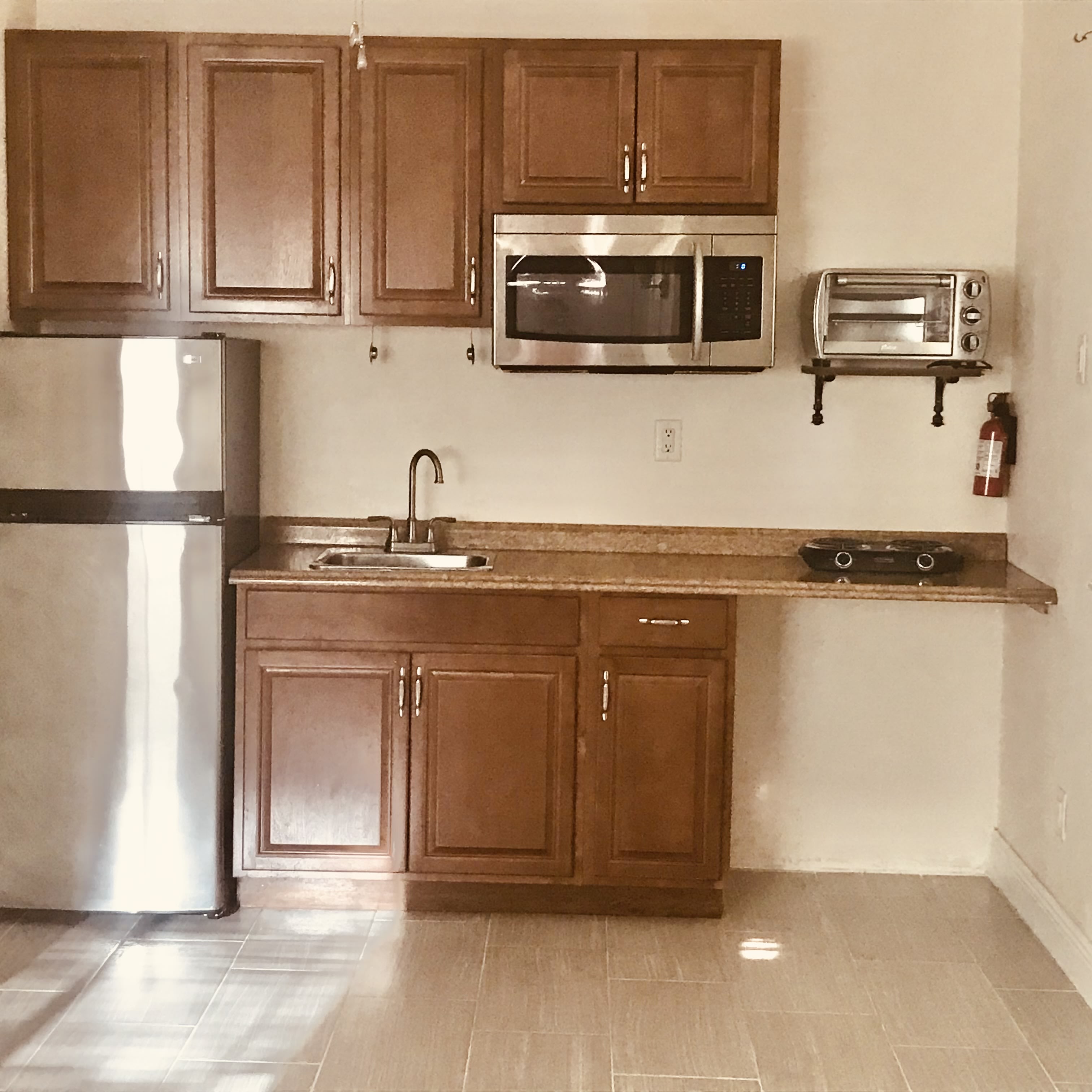 1005 Vine Street – photo 1