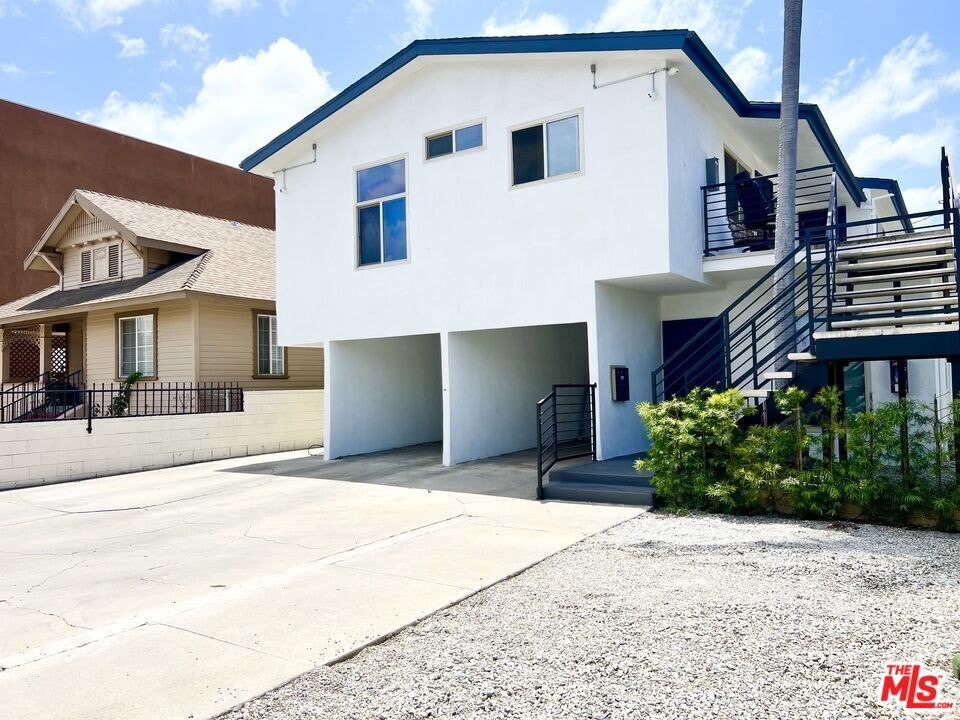 1336 W 37Th Dr – photo 1