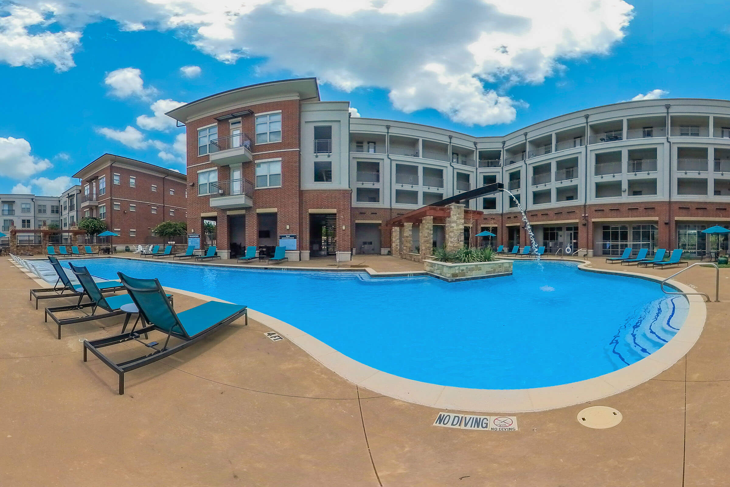 Century Cedar Hill – photo 1