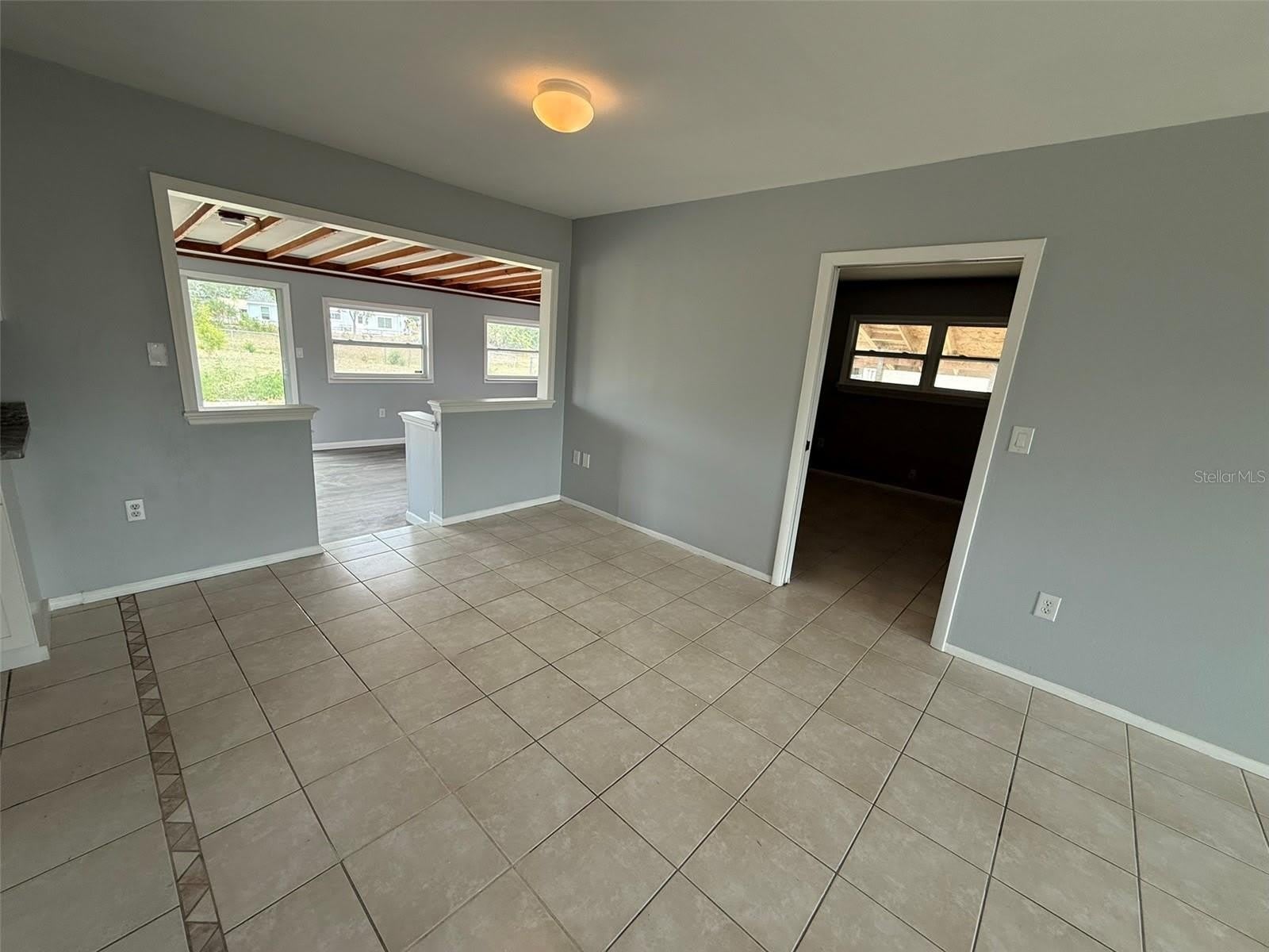 3236 MONTCLAIR Circle – photo 5