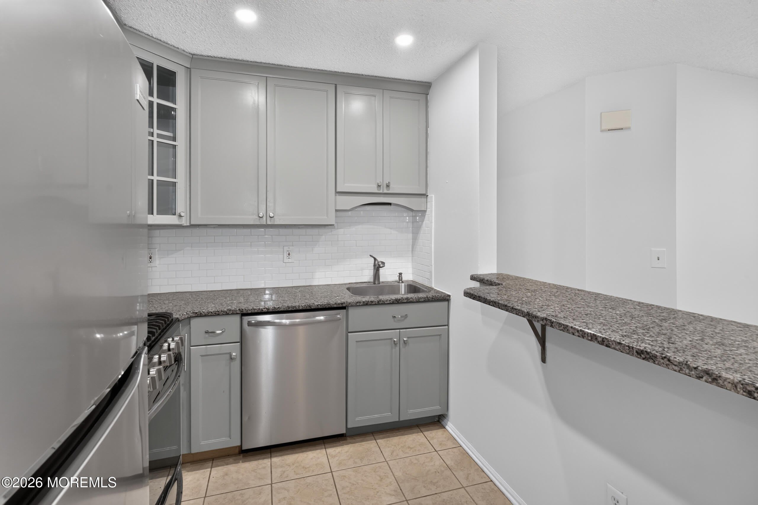 92 Des Moines Court – photo 4