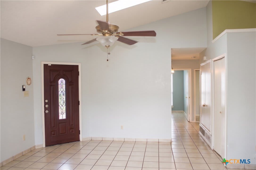 2404 Fieldstone Drive – photo 3
