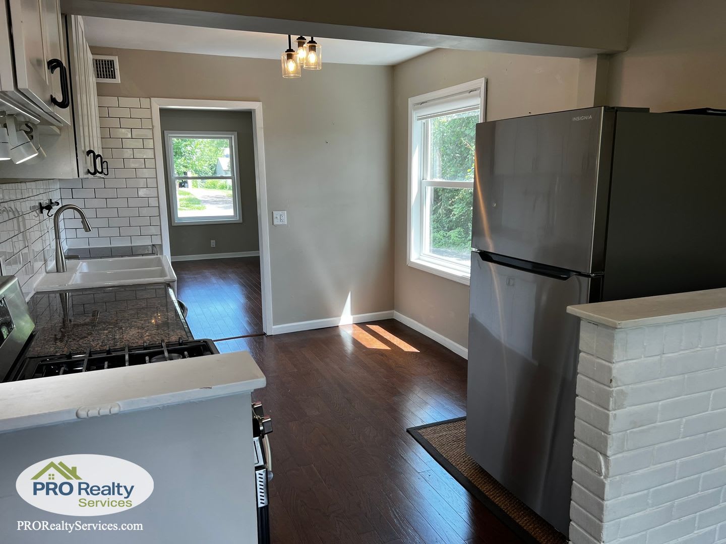3 Bedroom Bungalow **Half off 1 Month's Rent with a September 2026 Move In** – photo 3