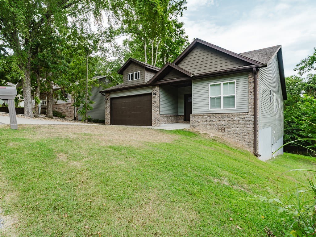 68 Elizabeth Drive – photo 2