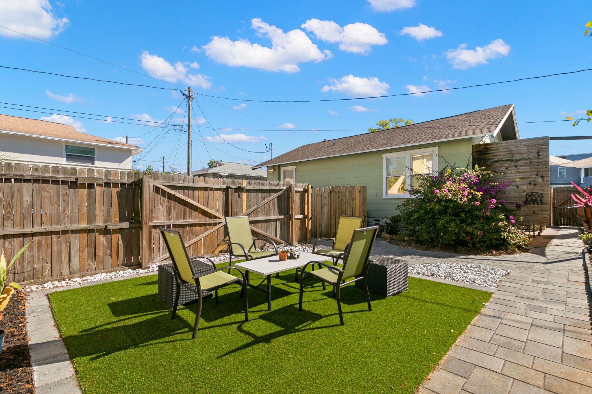 620 15th St N – photo 1