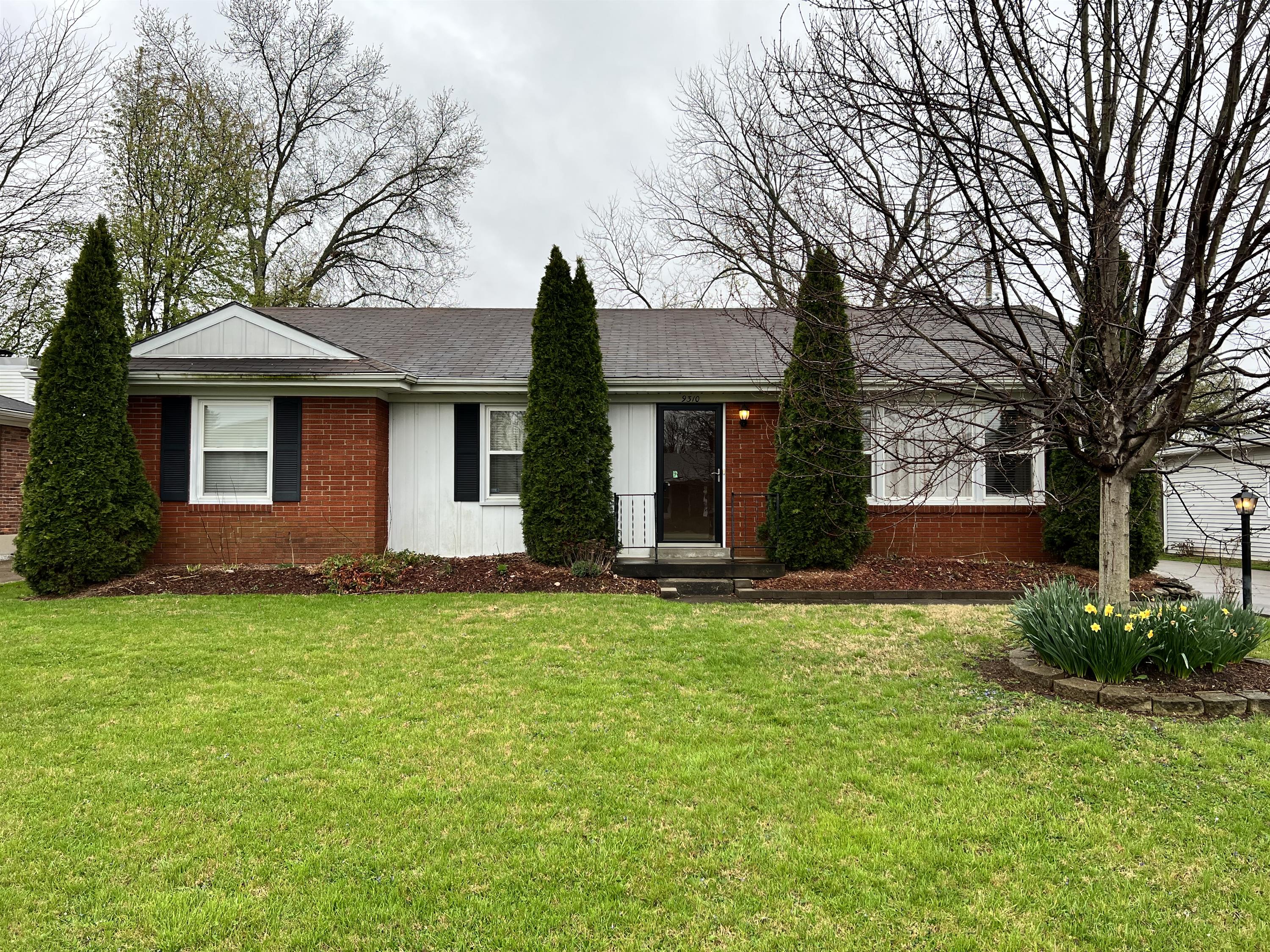 9310 Habersham Drive – photo 1