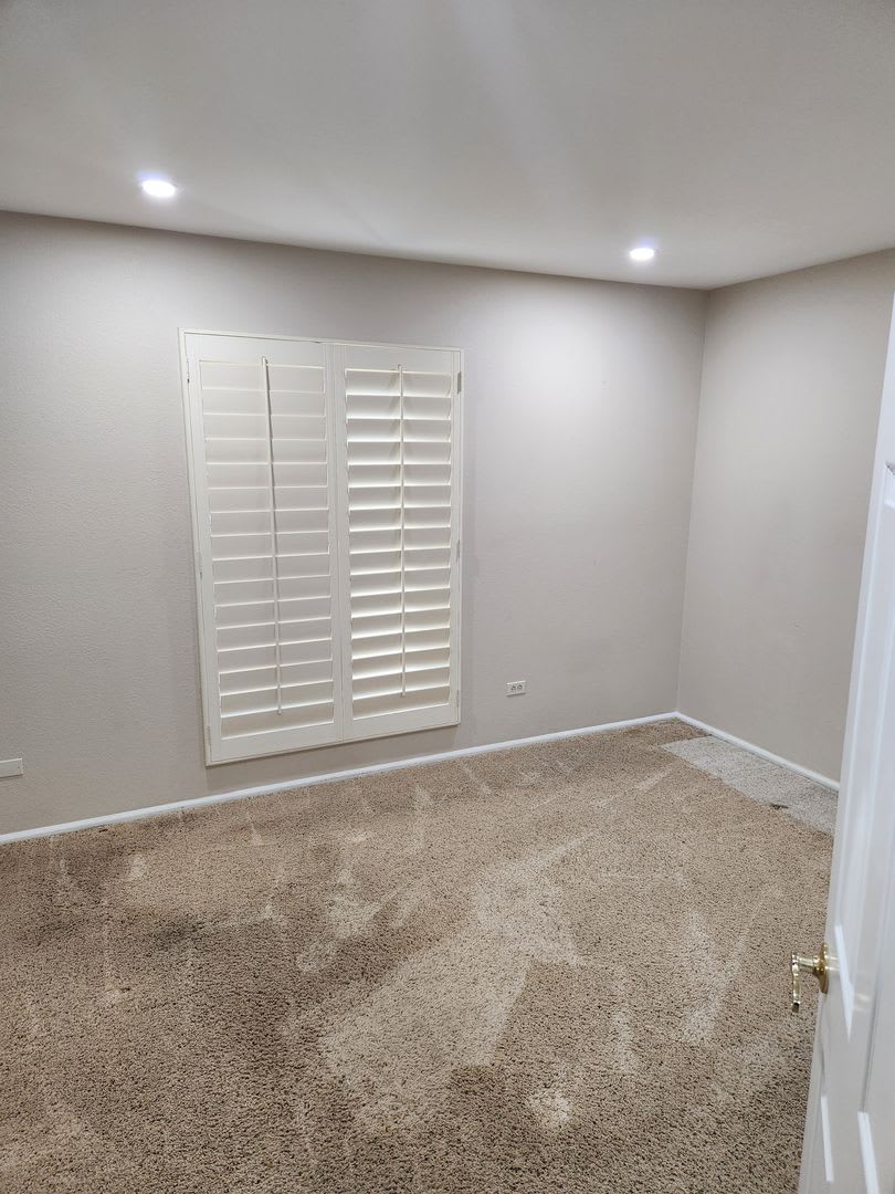 3bd 2ba located in Pointe South Mountain – photo 3