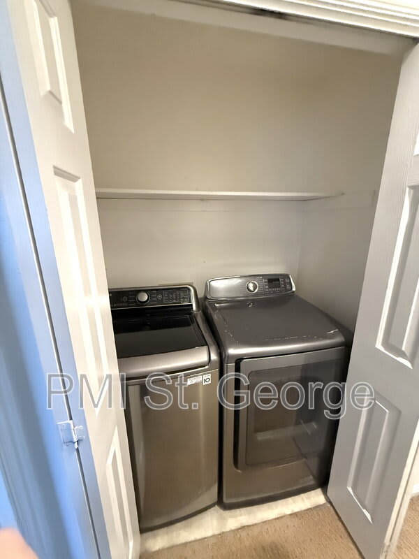 2605 East 700 North – photo 4