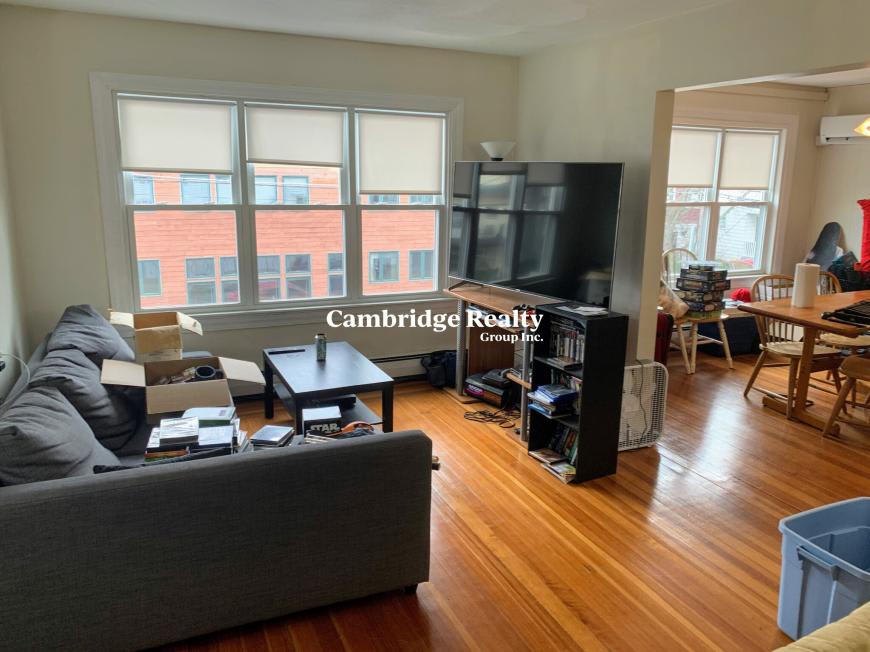540 Main St. – photo 5