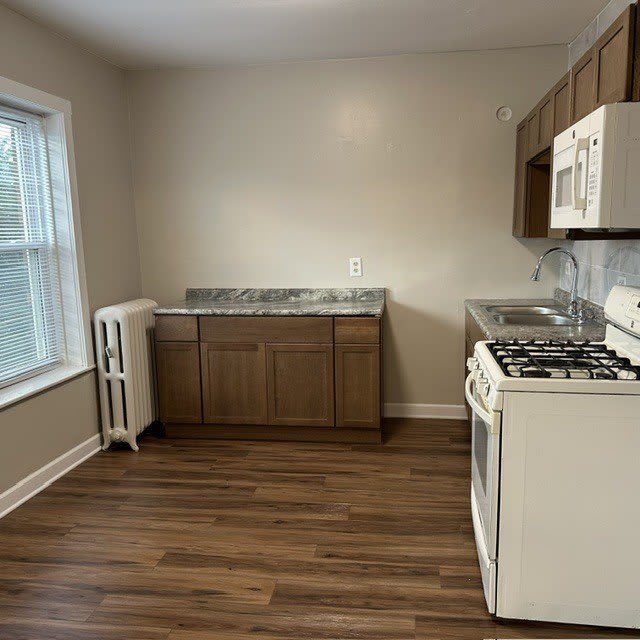 4058 W Dickens Avenue – photo 4