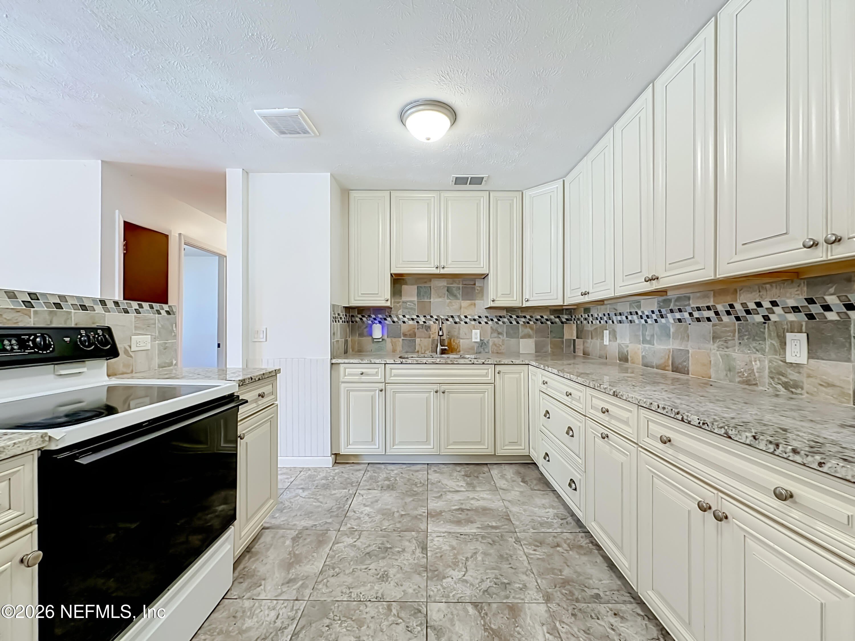 101 S OAKRIDGE Avenue – photo 4