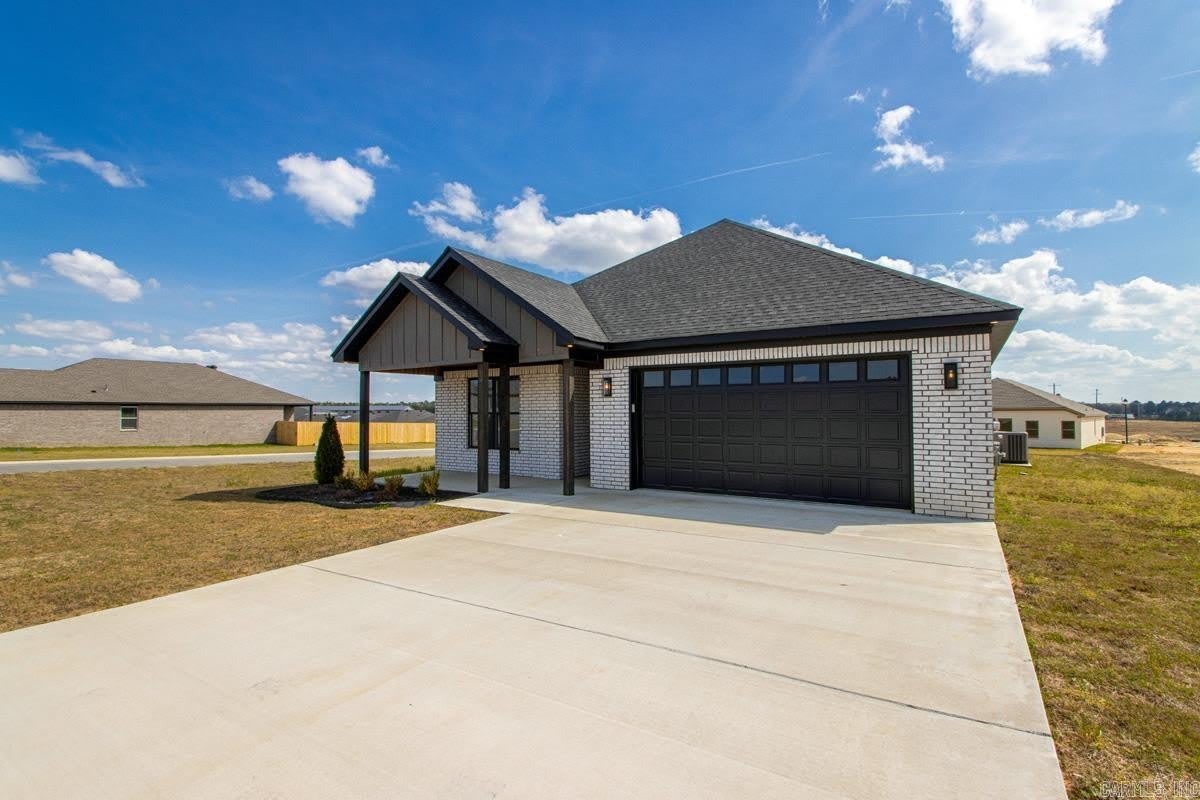 101 Kelton Lane – photo 2