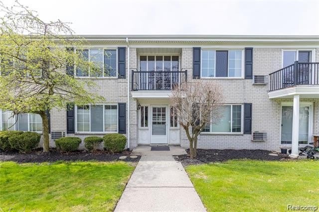 100 W Hickory Grove Road – photo 1