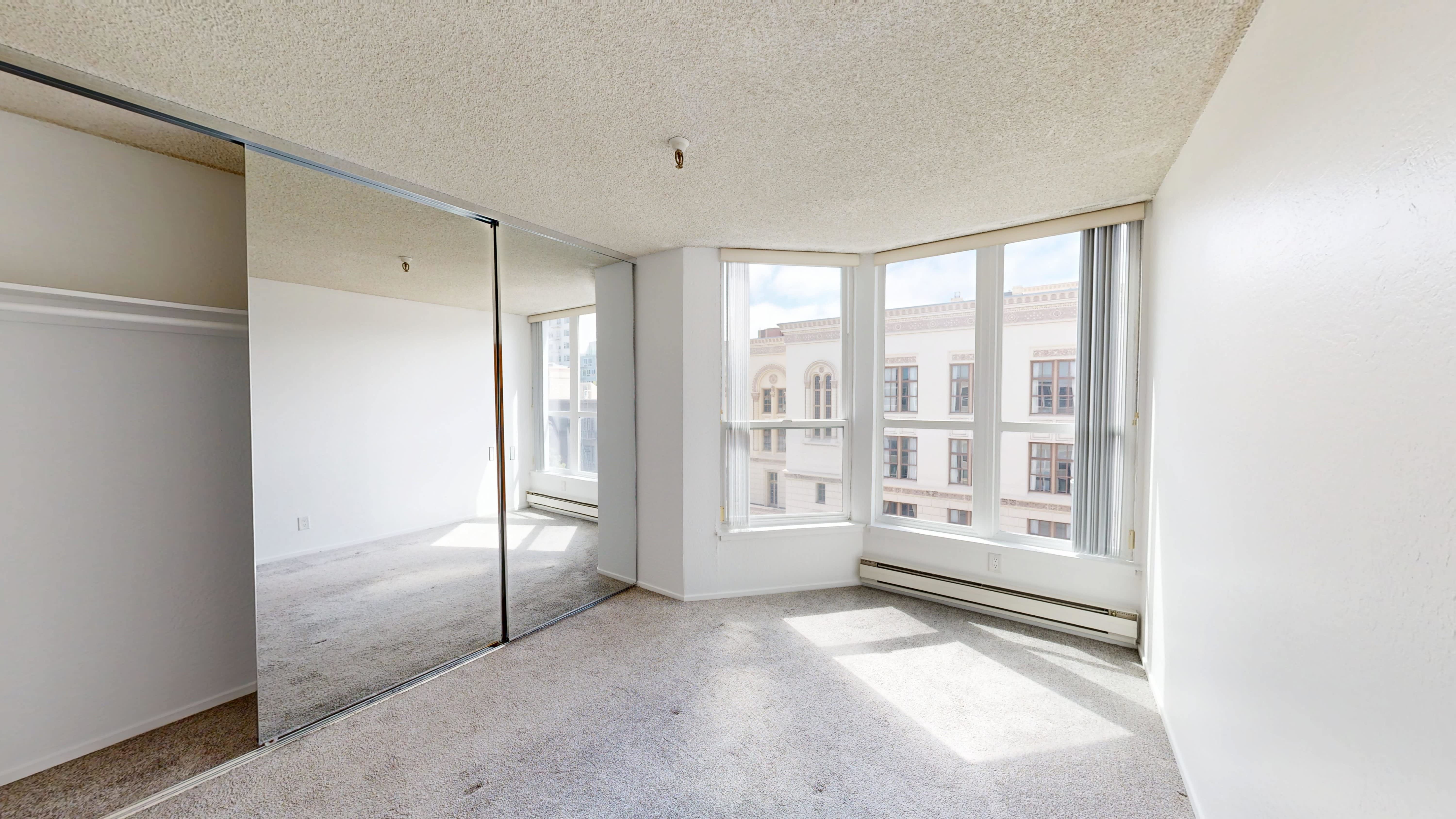 1690 Broadway – photo 2