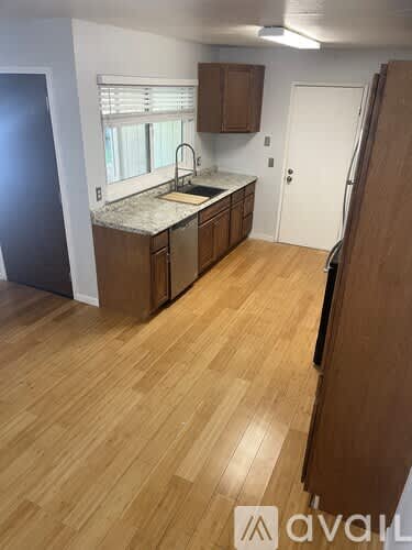 3021 Lillard Dr – photo 5