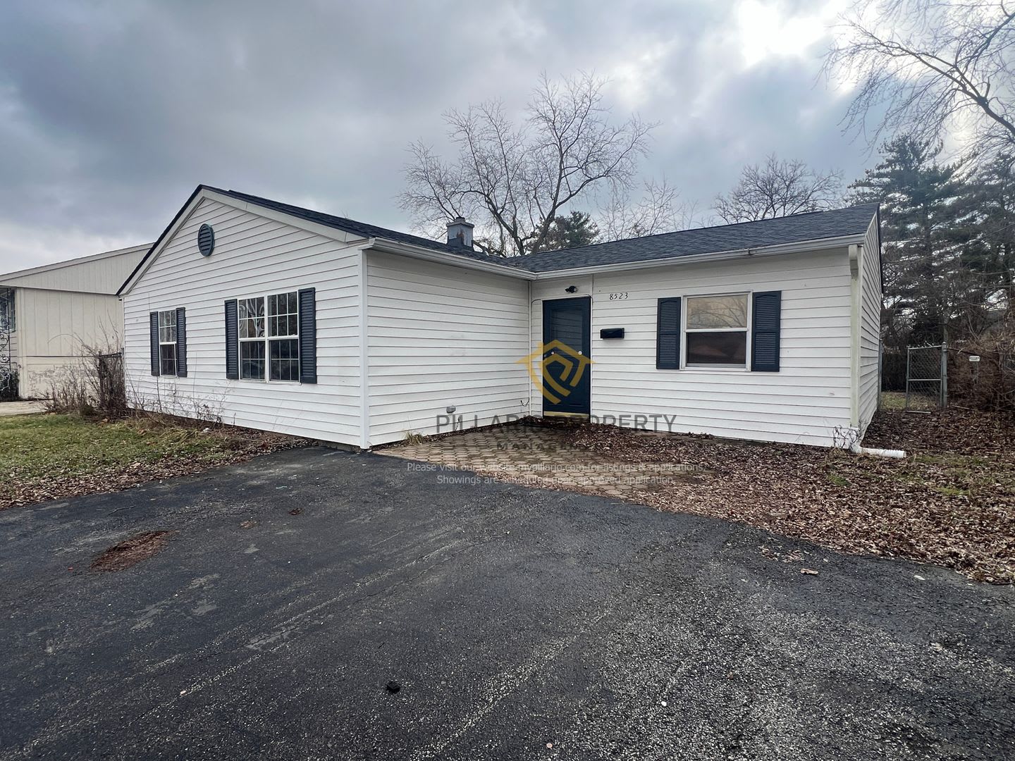 Renovated 3 Bedroom 1 Bathroom Available Near Lawrence – photo 2